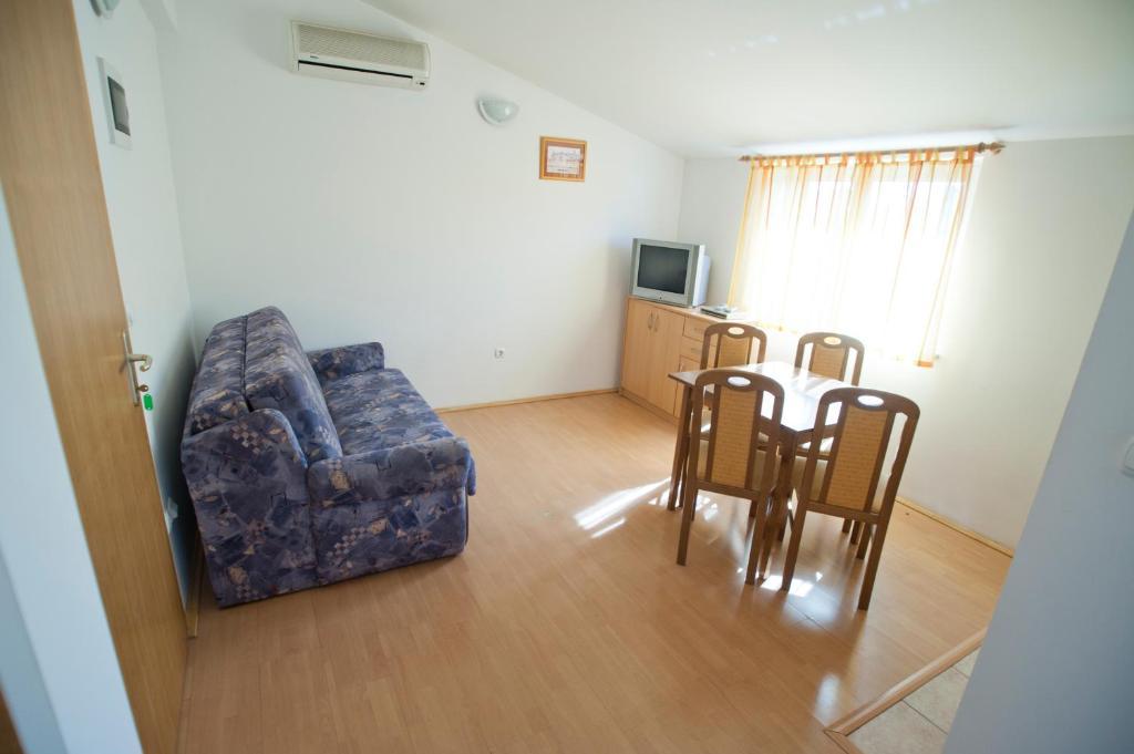 Apartments Maric With Parking Umag Quarto foto