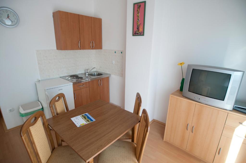Apartments Maric With Parking Umag Quarto foto
